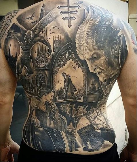 tatuaje espalda 13
