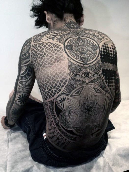 tatuaje espalda 153
