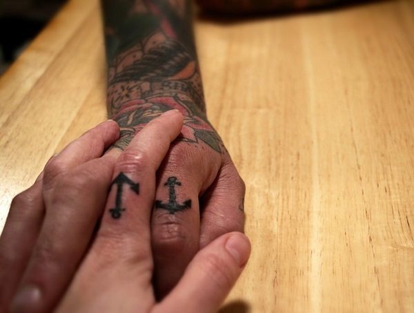 tatuaje novios enamorados 337