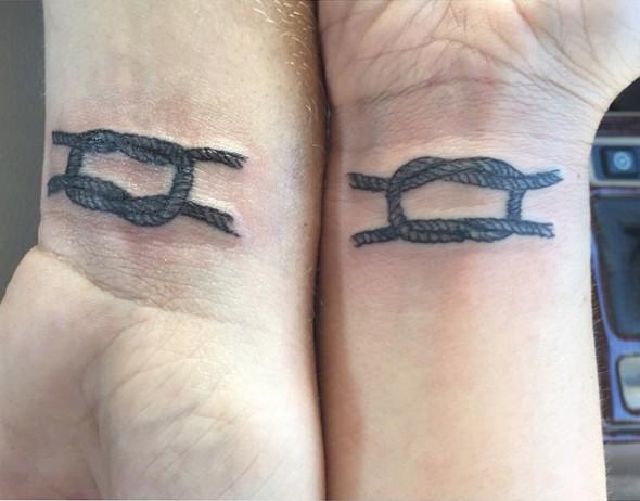 tatuaje para hermanas 833