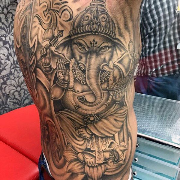 tatuaje dios ganesha 214