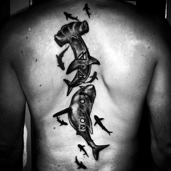 tatuaje columna vertebral para hombre 73