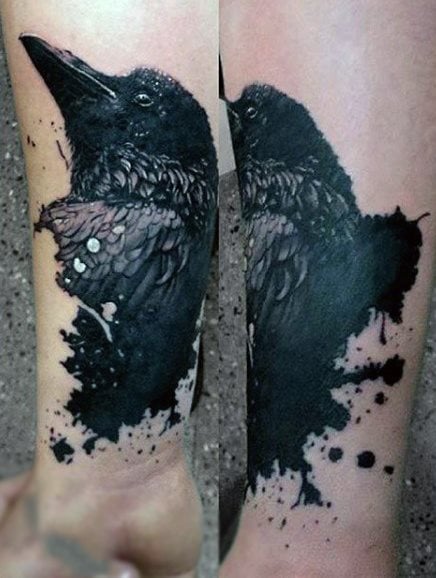 tatuaje cuervo negro para hombre 17