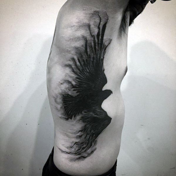 tatuaje cuervo negro para hombre 22