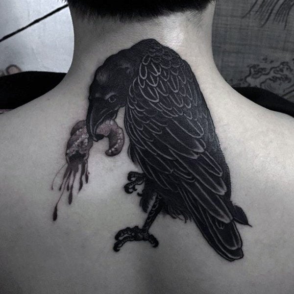 tatuaje cuervo negro para hombre 25