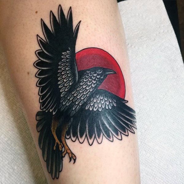 tatuaje cuervo negro para hombre 69