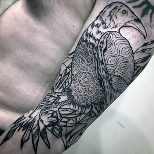 tatuaje cuervo negro para hombre 95