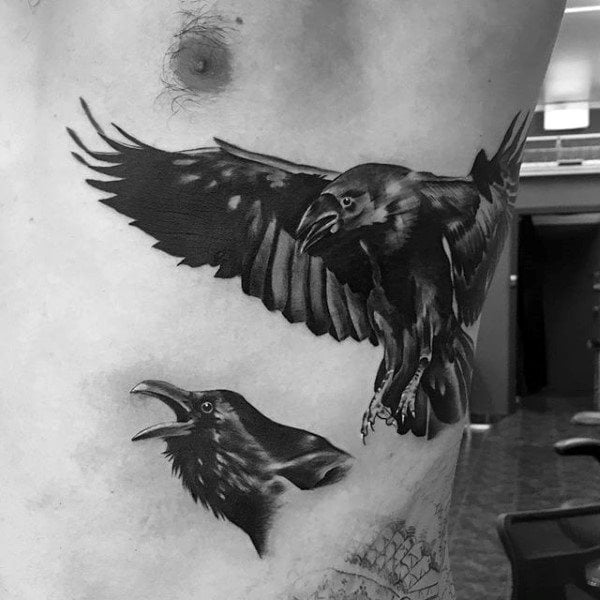 tatuaje cuervo para hombre 12