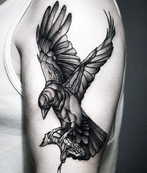 tatuaje cuervo para hombre 18