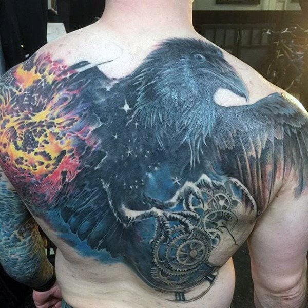tatuaje cuervo para hombre 45