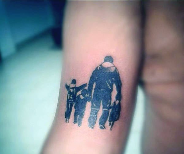 tatuaje de familia para hombre 52