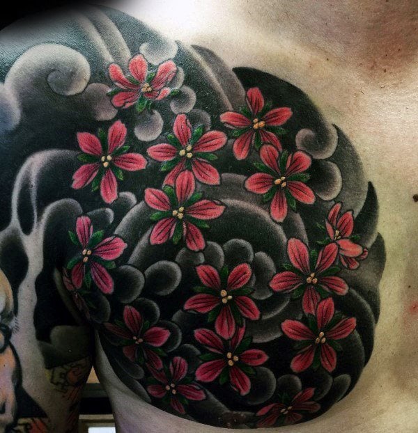 tatuaje flores del cerezo japonesas para hombre 04