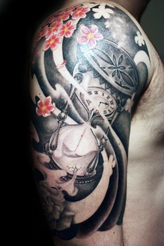tatuaje flores del cerezo japonesas para hombre 39