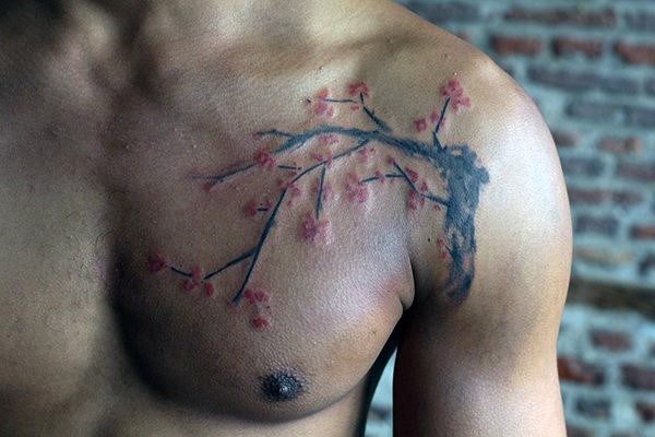 tatuaje flores del cerezo japonesas para hombre 97