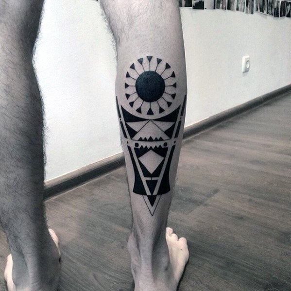 tatuaje geometrico simple para hombre 30