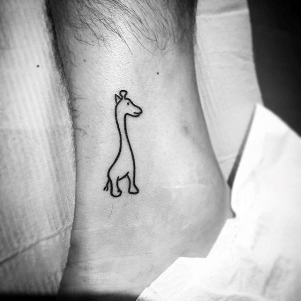 tatuaje jirafa para hombre 74
