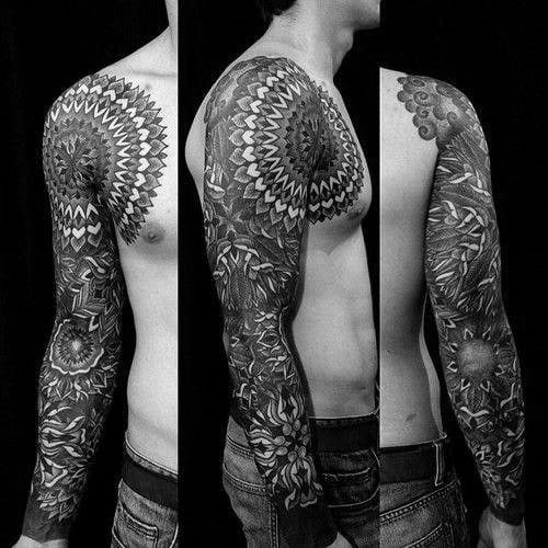 tatuaje mandala para hombre 12