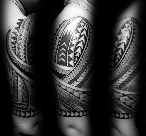 tatuaje media manga tribal para hombre 60
