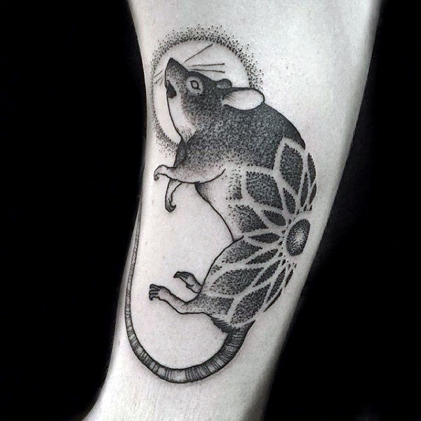 tatuaje rata para hombre 12