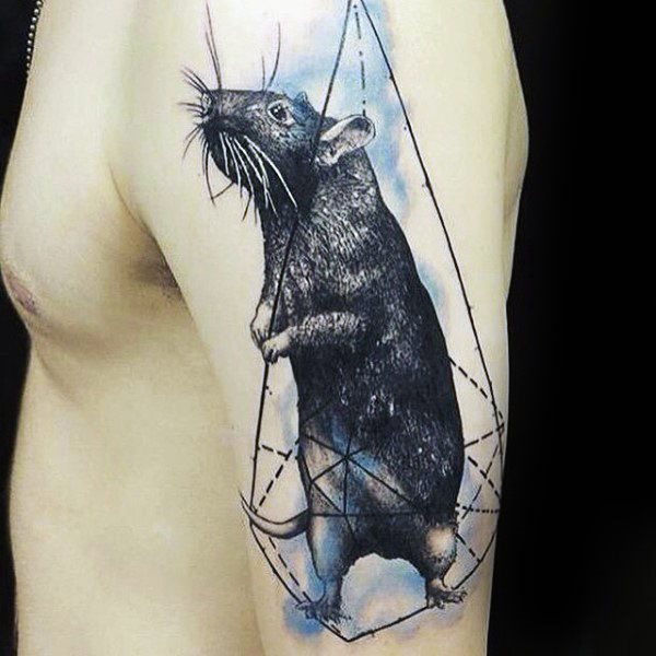 tatuaje rata para hombre 15