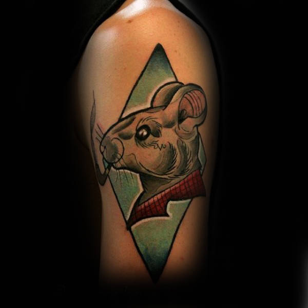 tatuaje rata para hombre 45