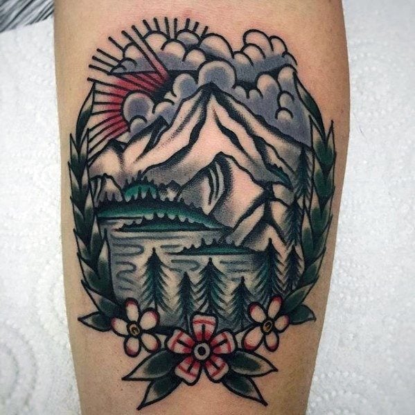 tatuaje tradicional montana para hombre 14