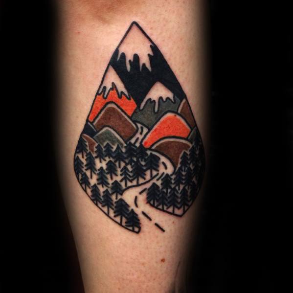 tatuaje tradicional montana para hombre 20