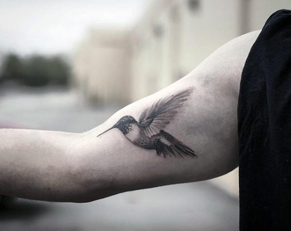 tatuaje colibri 722