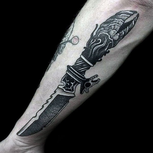 tatuaje cuchillo 302