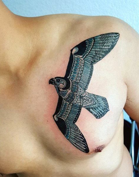 tatuaje halcon 374