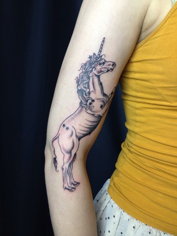 tatuaje unicornio 182