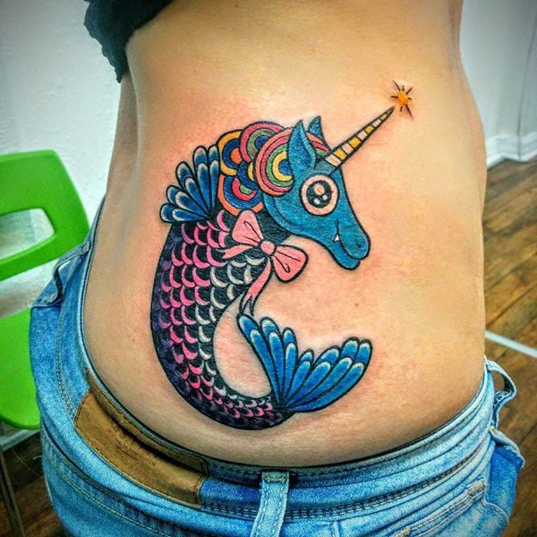 tatuaje unicornio 374