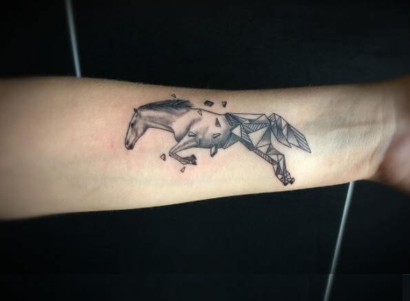 tatuaje caballo 155