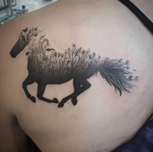 tatuaje caballo 308