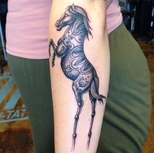 tatuaje caballo 338