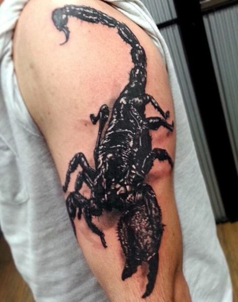 tatuaje escorpion 155