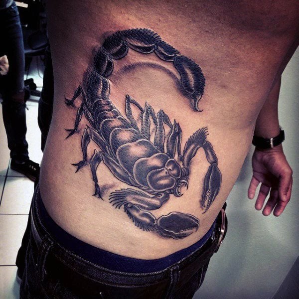 tatuaje escorpion 182