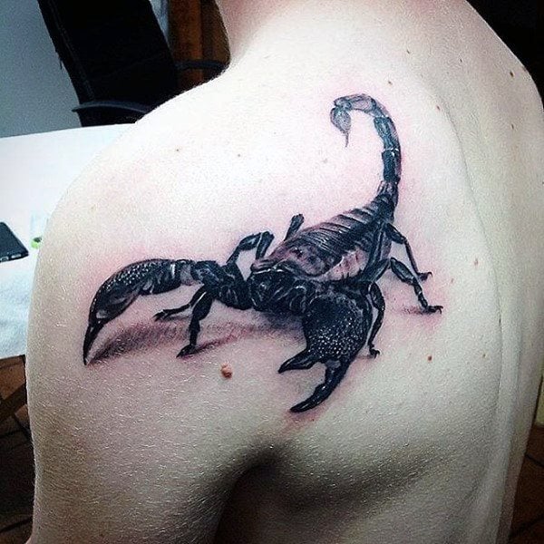 tatuaje escorpion 221