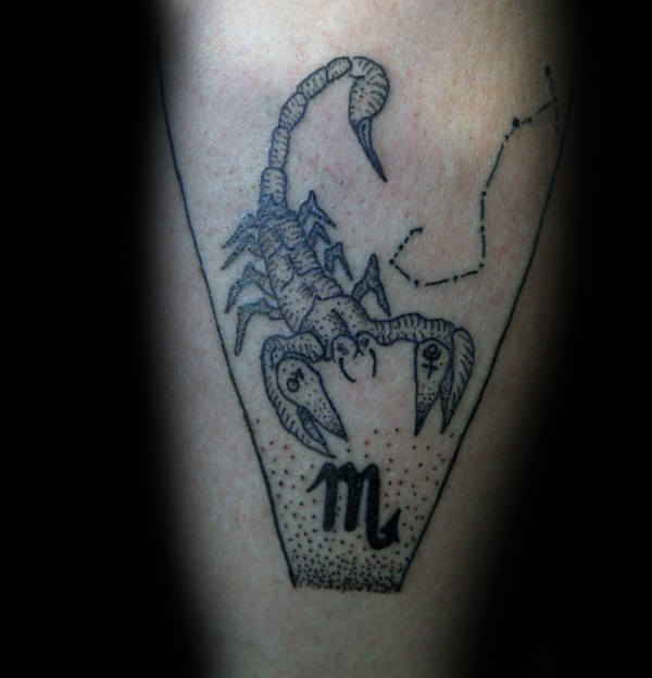 tatuaje escorpion 80
