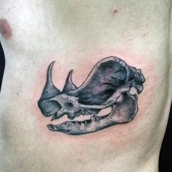tatuaje rinoceronte 191