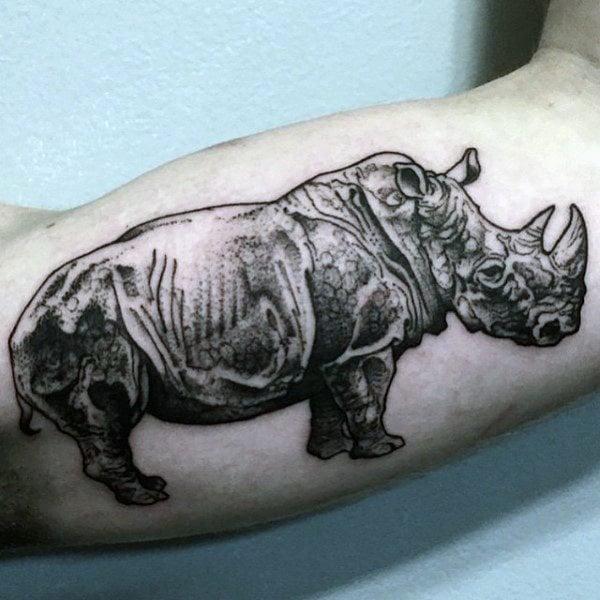 tatuaje rinoceronte 26