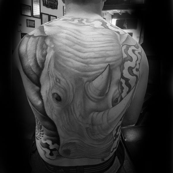 tatuaje rinoceronte 68
