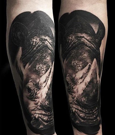 tatuaje rinoceronte 92