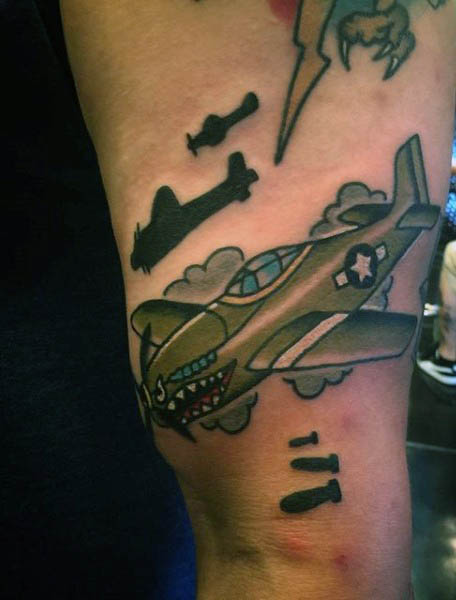 tatuaje avion 05