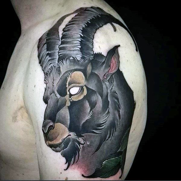 tatuaje capricornio 69