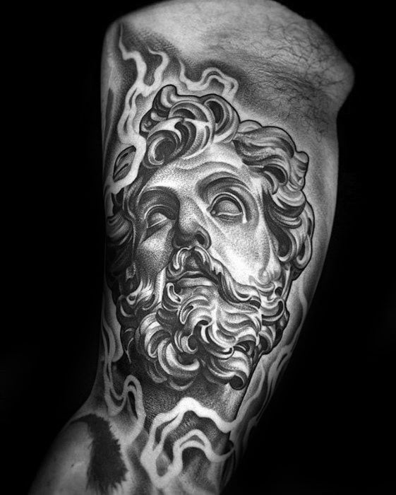 tatuaje estatua romana43