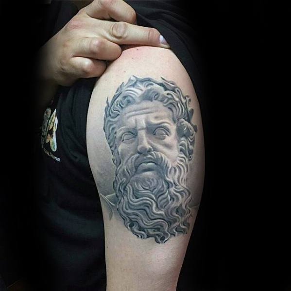 tatuaje estatua romana49
