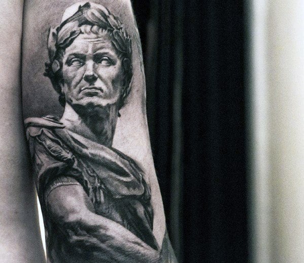 tatuaje estatua romana85