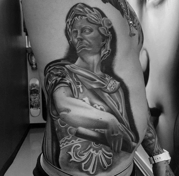 tatuaje estatua romana87