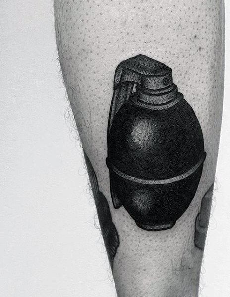 tatuaje granada 39